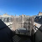 Bright Apartment With Terrace 16Th